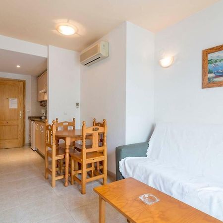 Apartamentos Vicenta Carihuela By Playa Miguel Torremolinos Extérieur photo