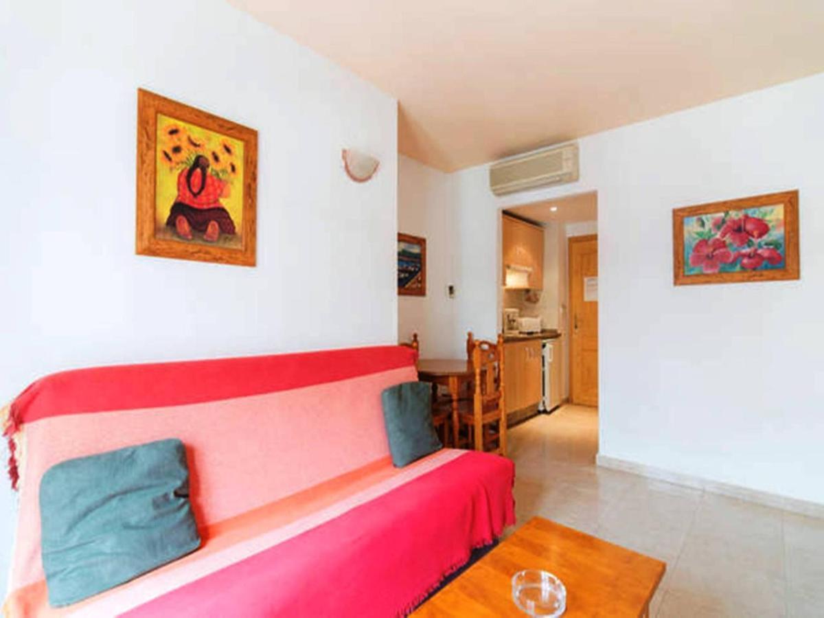 Apartamentos Vicenta Carihuela By Playa Miguel Torremolinos Extérieur photo